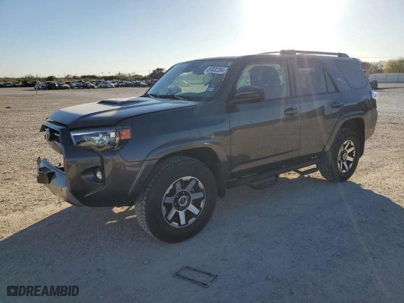 2021 Toyota 4Runner TRD Off Road with VIN JTEPU5JR3M5851632, listed as a Copart auction lot 87032204 with 38,414 mi miles and Salvage Title. Bid and sale history available at carsss.com. Image 1.