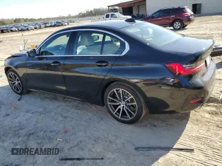 2020 BMW 3 Series 330i xDrive with VIN 3MW5R7J06L8B33548, listed as a Copart auction lot 47191195 with 40,222 mi miles and Salvage Title. Bid and sale history available at carsss.com. Image 2.