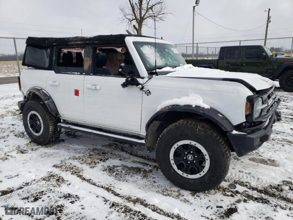 2024 Ford Bronco Outer Banks with VIN 1FMEE8BP1RLA50798, listed as a Copart auction lot 45704955 with 8,182 mi miles and Salvage Title. Bid and sale history available at carsss.com. Image 4.