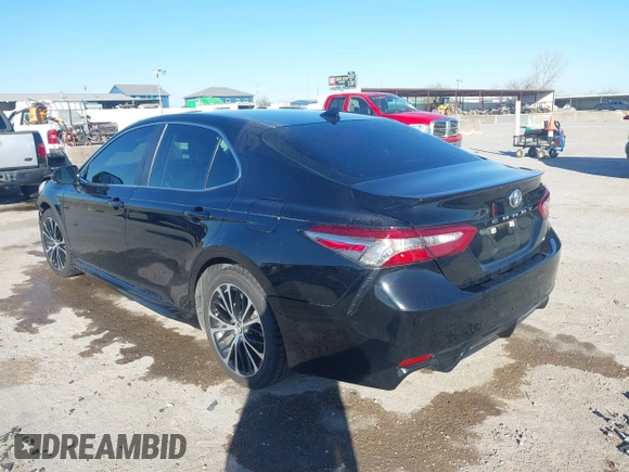 2019 Toyota Camry LE z VIN 4T1B11HK7KU748219, wystawiony jako IAAI lot #41864602 z przebiegiem 29 978 mil mil oraz . Historia ofert i sprzedaży dostępna na DreamBid. Obrazek 3.