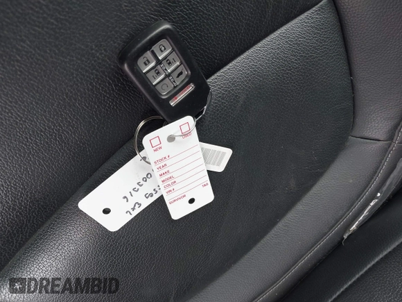 2024 Honda Odyssey EX-L with VIN 5FNRL6H66RB003316, listed as a IAAI auction lot 41304872 with 12,810 mi miles and . Bid and sale history available at DreamBid. Image 11.