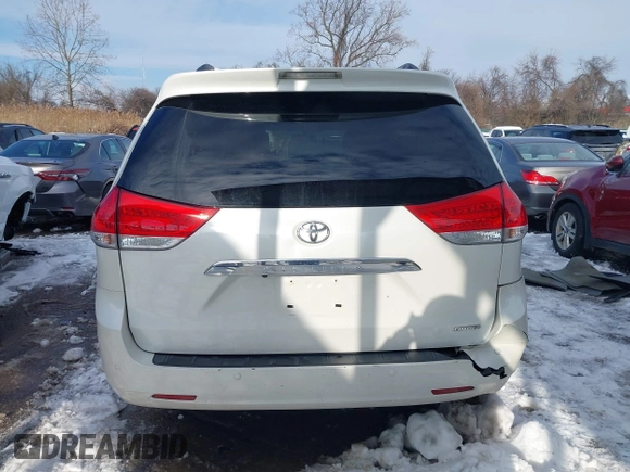 2013 Toyota Sienna XLE AAS with VIN 5TDYK3DC9DS380445, listed as a IAAI auction lot 41308312 with 174,325 mi miles and . Bid and sale history available at DreamBid. Image 16.