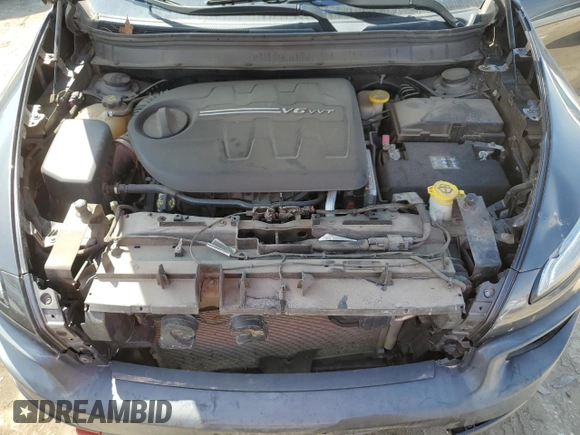 2017 Jeep Cherokee Trailhawk with VIN 1C4PJMBS0HW589626, listed as a Copart auction lot 53981435 with 105,318 mi miles and Salvage title. Bid and sale history available at DreamBid. Image 12.