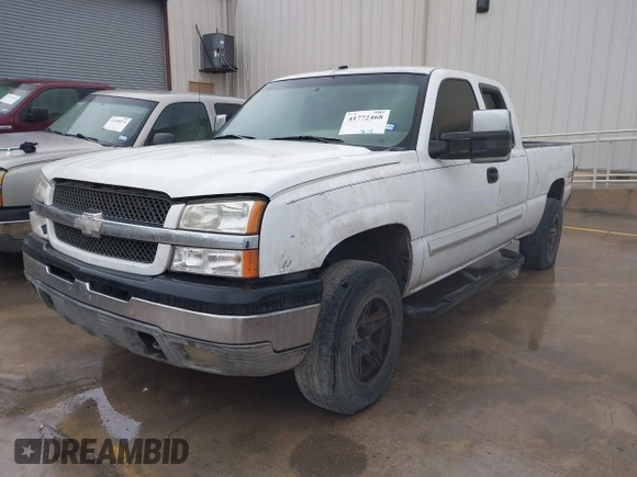 2003 Chevrolet Silverado 1500 LS with VIN 2GCEK19V831318624, listed as a IAAI auction lot 41772468 with 205,665 mi miles. Bid and sale history available at carsss.com. Image 2.