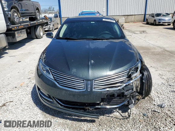 2015 Lincoln MKZ with VIN 3LN6L2G99FR621601, listed as a Copart auction lot 52729935 with 118,098 mi miles and Salvage title. Bid and sale history available at DreamBid. Image 5.