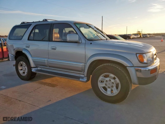 1998 Toyota 4Runner with VIN JT3GN87R0W0062708, listed as a Copart auction lot 45712485 with 151,627 mi miles and Clean Title. Bid and sale history available at carsss.com. Image 4.