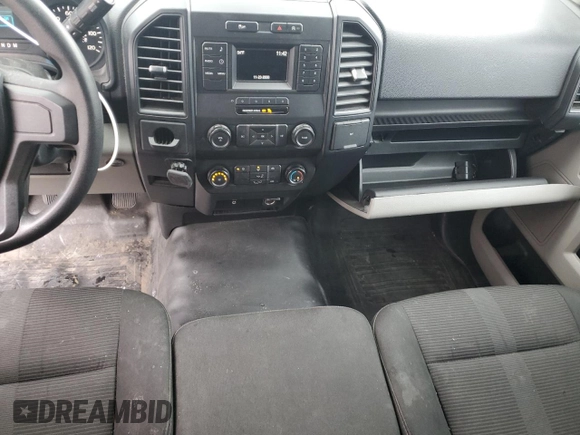 2019 Ford F-150 XL z VIN 1FTMF1C59KKD92917, wystawiony jako Copart lot #52052585 z przebiegiem 73 251 mil mil oraz Szkoda całkowita • Salvage title. Historia ofert i sprzedaży dostępna na DreamBid. Obrazek 8.