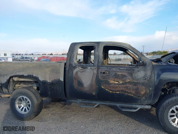 2009 Chevrolet Silverado 1500 LT with VIN 1GCEK29079Z134785, listed as a IAAI auction lot 41453672 with 1 mi miles. Bid and sale history available at carsss.com. Image 6.