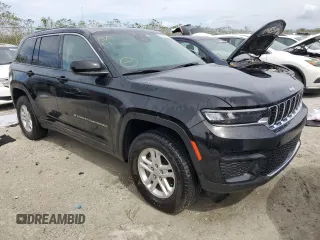 2023 Jeep Grand Cherokee Laredo with VIN 1C4RJGAG9PC534700, listed as a Copart auction lot 76050914 with 13,777 mi miles and Non repairable. Bid and sale history available at DreamBid. Image 4.
