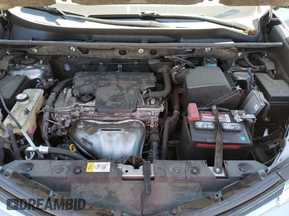 2018 Toyota RAV4 XLE с VIN JTMWFREV5JJ161845, выставлен на аукционе Copart как лот 60572965 с пробегом 85 045 миль миль и Списание • Salvage title. История ставок и продаж доступна на DreamBid. Изображение 12.