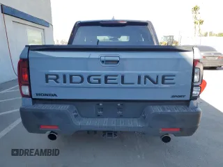 2024 Honda Ridgeline Sport z VIN 5FPYK3F18RB021179, wystawiony jako Copart lot #82610364 z przebiegiem 8 393 mil mil oraz Szkoda całkowita • Salvage title. Historia ofert i sprzedaży dostępna na DreamBid. Obrazek 6.