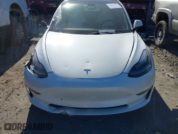 2023 Tesla Model 3 z VIN 5YJ3E1EA4PF482005, wystawiony jako IAAI lot #41363157 z przebiegiem 26 013 mil mil oraz . Historia ofert i sprzedaży dostępna na DreamBid. Obrazek 11.