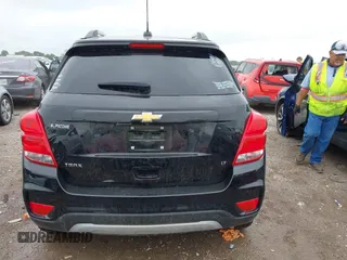 2020 Chevrolet Trax LT with VIN KL7CJLSB2LB015650, listed as a IAAI auction lot 42190979 with 64,018 mi miles and . Bid and sale history available at DreamBid. Image 16.