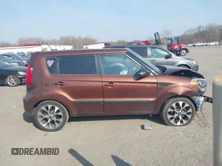 2012 Kia Soul + with VIN KNDJT2A6XC7422394, listed as a IAAI auction lot 41806315 with 165,268 mi miles. Bid and sale history available at carsss.com. Image 13.