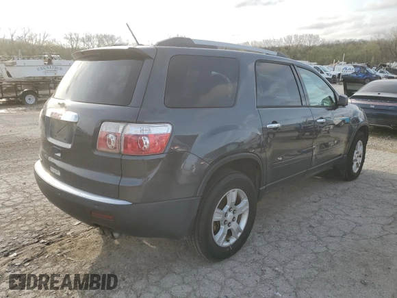 2011 GMC Acadia SLE z VIN 1GKKRPED1BJ280600, wystawiony jako Copart lot #50640335 z przebiegiem 174 711 mil mil oraz Czysty tytuł • Clean title. Historia ofert i sprzedaży dostępna na DreamBid. Obrazek 3.