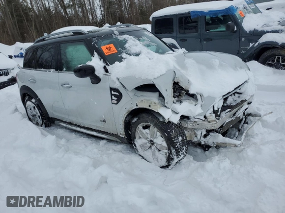 2020 MINI Countryman Cooper with VIN WMZYW5C07L3L53560, listed as a Copart auction lot 44199785 with Not provided miles and Clean title. Bid and sale history available at DreamBid. Image 4.