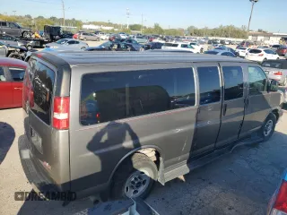 2012 GMC Savana z VIN 1GJZ71FG8C1132413, wystawiony jako Copart lot #74216844 z przebiegiem 145 959 mil mil oraz Szkoda całkowita • Salvage title. Historia ofert i sprzedaży dostępna na DreamBid. Obrazek 3.