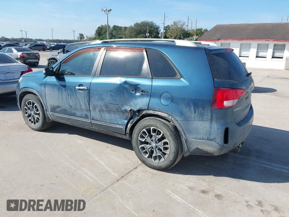 2014 Kia Sorento LX with VIN 5XYKT4A71EG462295, listed as a IAAI auction lot 41508742 with 144,234 mi miles and . Bid and sale history available at carsss.com. Image 3.