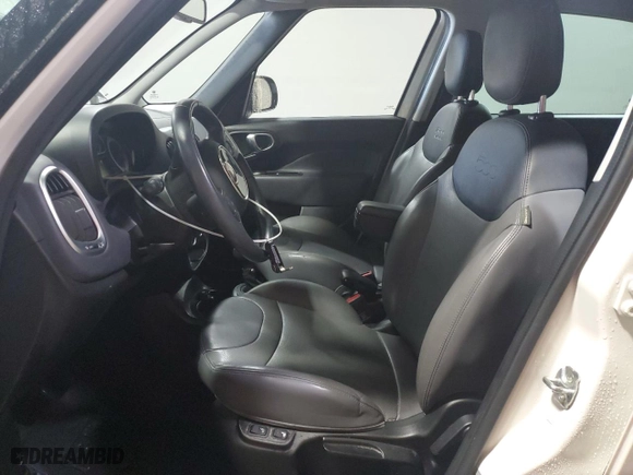 2017 FIAT 500L Trekking with VIN ZFBCFADH9HZ040010, listed as a Copart auction lot 43431575 with NaN miles and Clean Title. Bid and sale history available at carsss.com. Image 7.