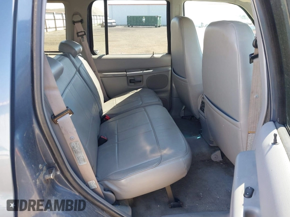1998 Mercury Mountaineer with VIN 4M2ZU54EXWUJ30300, listed as a IAAI auction lot 42191175 with 248,279 mi miles and . Bid and sale history available at DreamBid. Image 8.