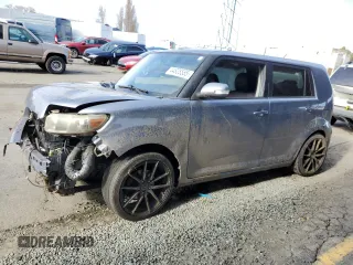 2010 Scion xB with VIN JTLZE4FE0A1098319, listed as a Copart auction lot 44828555 with 183,268 mi miles and Salvage Title. Bid and sale history available at DreamBid. Image 1.