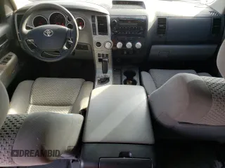 2008 Toyota Tundra 4WD Truck with VIN 5TFBV54118X081717, listed as a Copart auction lot 73941554 with 286,544 mi miles and Clean Title. Bid and sale history available at carsss.com. Image 8.