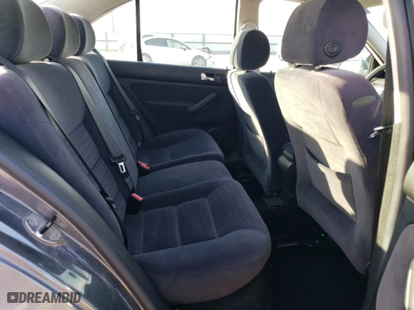 2004 Volkswagen Jetta Sedan GLS with VIN 3VWSK69M14M037232, listed as a Copart auction lot 85581824 with 104,044 mi miles and Salvage Title. Bid and sale history available at carsss.com. Image 10.
