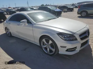 2013 Mercedes-Benz CLS-Class CLS 550 with VIN WDDLJ7DB0DA072370, listed as a Copart auction lot 76265374 with 82,085 mi miles and Clean Title. Bid and sale history available at carsss.com. Image 4.