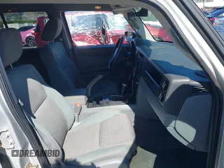 2006 Jeep Commander с VIN 1J8HH48NX6C330781, выставлен на аукционе IAAI как лот 41604799 с пробегом 117 200 миль миль и . История ставок и продаж доступна на DreamBid. Изображение 5.