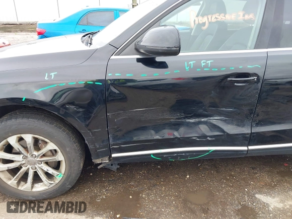 2014 Audi Q5 Premium Plus with VIN WA1LFAFP0EA041939, listed as a IAAI auction lot 41573437 with 160,307 mi miles. Bid and sale history available at carsss.com. Image 6.
