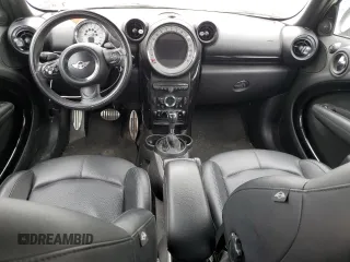 2013 MINI Countryman S ALL4 with VIN WMWZC5C52DWP34402, listed as a Copart auction lot 56743725 with 102,983 mi miles and Clean Title. Bid and sale history available at DreamBid. Image 8.