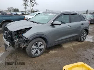 2017 Kia Niro LX with VIN KNDCB3LCXH5101284, listed as a Copart auction lot 48995435 with 72,015 mi miles and Salvage Title. Bid and sale history available at carsss.com. Image 1.