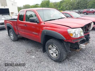 2011 Toyota Tacoma z VIN 5TFUX4EN8BX004834, wystawiony jako IAAI lot #42439354 z przebiegiem 130 974 mil mil oraz . Historia ofert i sprzedaży dostępna na DreamBid. Obrazek 1.