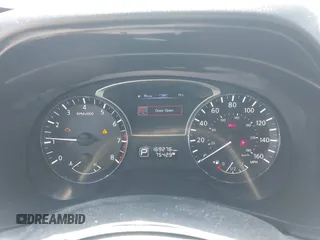 2014 Nissan Pathfinder S with VIN 5N1AR2MM3EC603111, listed as a IAAI auction lot 41815459 with 169,276 mi miles and . Bid and sale history available at DreamBid. Image 7.