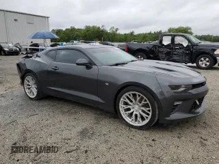 2018 Chevrolet Camaro 2SS z VIN 1G1FH1R77J0184405, wystawiony jako Copart lot #56412215 z przebiegiem 53 269 mil mil oraz Szkody całkowita. Historia ofert i sprzedaży dostępna na DreamBid. Obrazek 4.
