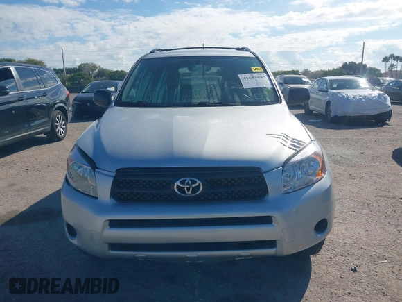 2007 Toyota RAV4 with VIN JTMBK33V476016205, listed as a IAAI auction lot 41685885 with 224,811 mi miles. Bid and sale history available at carsss.com. Image 12.