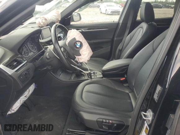 2017 BMW X1 xDrive28i with VIN WBXHT3C39H5F81200, listed as a Copart auction lot 55304485 with 88,948 mi miles and Salvage Title. Bid and sale history available at DreamBid. Image 7.