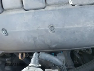 2010 Chevrolet Traverse 1LT z VIN 1GNLRFED4AS112105, wystawiony jako IAAI lot #42967015 z przebiegiem 226 111 mil mil oraz . Historia ofert i sprzedaży dostępna na DreamBid. Obrazek 12.