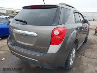 2010 Chevrolet Equinox LT w/1LT with VIN 2CNALDEW0A6330256, listed as a IAAI auction lot 41847433 with 116,869 mi miles. Bid and sale history available at carsss.com. Image 4.