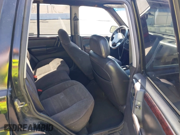 1998 Jeep Grand Cherokee Laredo с VIN 1J4GZ58YXWC135418, выставлен на аукционе IAAI как лот 42305887 с пробегом 260 061 миль миль и . История ставок и продаж доступна на DreamBid. Изображение 8.