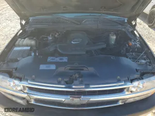 2002 Chevrolet Tahoe LT with VIN 1GNEC13Z12R319779, listed as a Copart auction lot 85779554 with 335,959 mi miles and Clean Title. Bid and sale history available at carsss.com. Image 12.