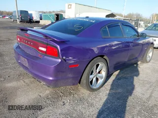 2014 Dodge Charger RT z VIN 2C3CDXCT4EH182535, wystawiony jako IAAI lot #41858196 z przebiegiem 115 769 mil mil oraz . Historia ofert i sprzedaży dostępna na DreamBid. Obrazek 4.