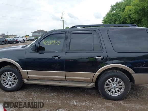 2013 Ford Expedition XLT с VIN 1FMJU1J54DEF31876, выставлен на аукционе IAAI как лот 42512937 с пробегом 240 046 миль миль и . История ставок и продаж доступна на DreamBid. Изображение 14.