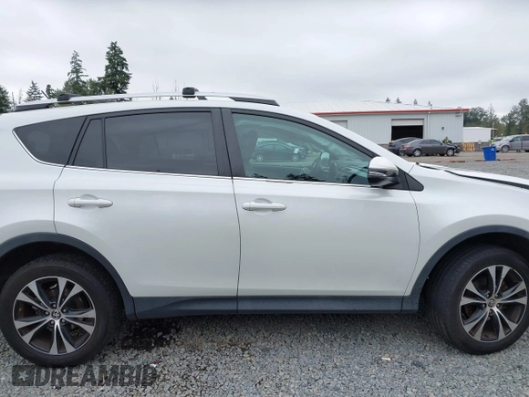 2015 Toyota RAV4 Limited with VIN 2T3DFREV8FW325833, listed as a IAAI auction lot 42581487 with 58,198 mi miles and . Bid and sale history available at DreamBid. Image 12.