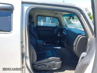 2006 Hummer H3 with VIN 5GTDN136768104397, listed as a IAAI auction lot 42020632 with 127,233 mi miles. Bid and sale history available at carsss.com. Image 5.