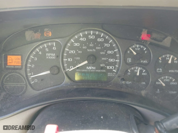 2002 Chevrolet Tahoe LT with VIN 1GNEC13ZX2J342136, listed as a IAAI auction lot 41826201 with 289,613 mi miles. Bid and sale history available at carsss.com. Image 7.