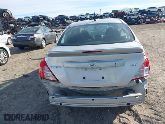 2019 Nissan Versa SV z VIN 3N1CN7AP4KL863069, wystawiony jako IAAI lot #41694007 z przebiegiem 131 141 mil mil oraz . Historia ofert i sprzedaży dostępna na DreamBid. Obrazek 17.