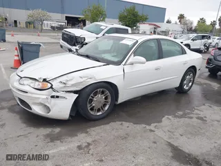 2001 Oldsmobile Aurora with VIN 1G3GS64C114109142, listed as a IAAI auction lot 41974652 with 81,395 mi miles. Bid and sale history available at carsss.com. Image 17.