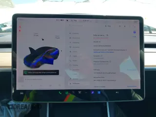 2020 Tesla Model 3 Performance z VIN 5YJ3E1EC6LF805448, wystawiony jako IAAI lot #42207433 z przebiegiem 114 412 mil mil oraz . Historia ofert i sprzedaży dostępna na DreamBid. Obrazek 19.