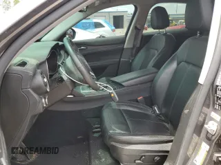 2018 Alfa Romeo Stelvio z VIN ZASFAKANXJ7C19707, wystawiony jako Copart lot #56553175 z przebiegiem 67 757 mil mil oraz Tytuł czysty. Historia ofert i sprzedaży dostępna na DreamBid. Obrazek 7.